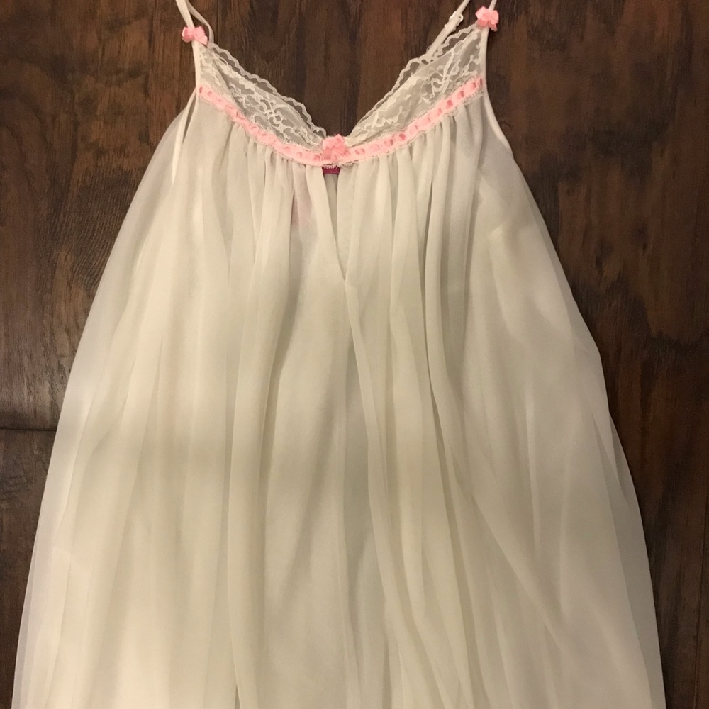 Betsey Johnson Intimates Night Chemise